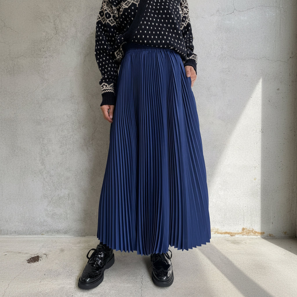
                  
                    TAFFETA PLEATED SKIRT
                  
                