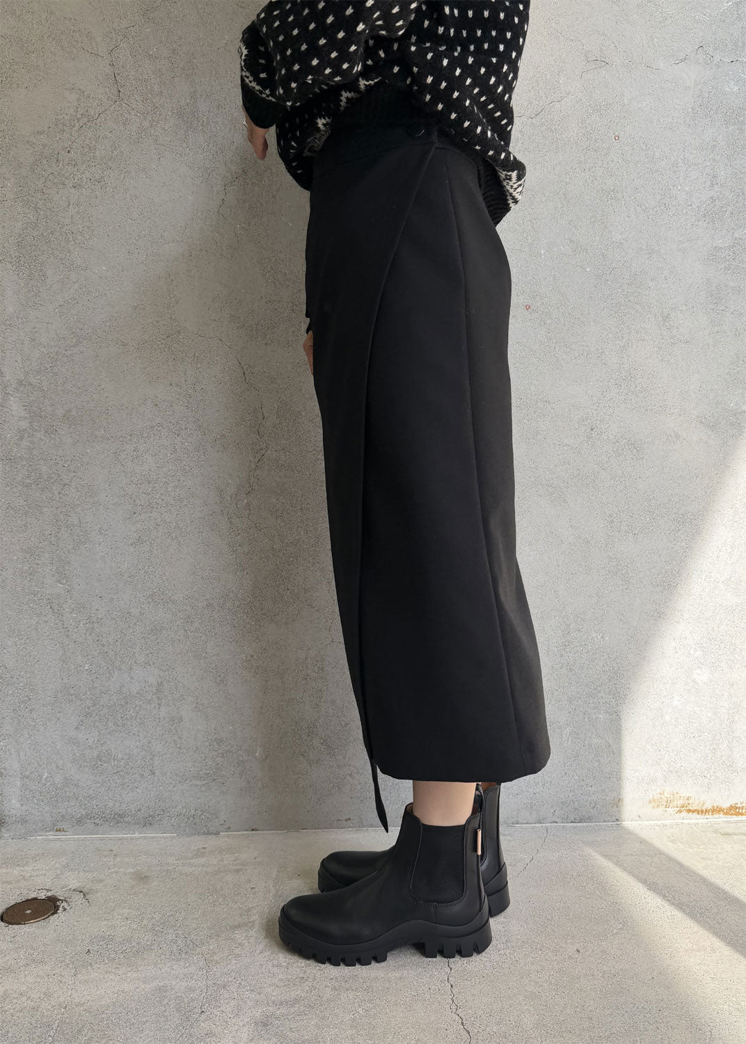 
                  
                    TROPICAL WRAP SKIRT
                  
                