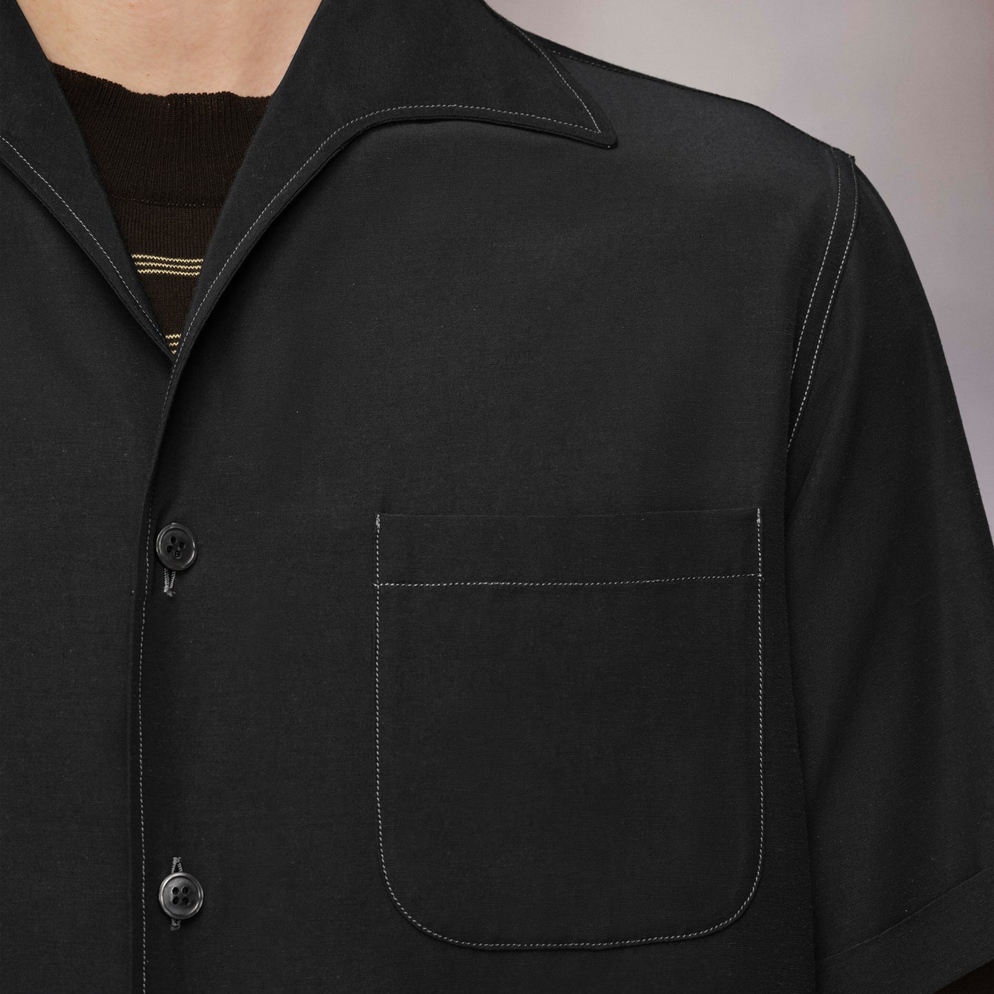 
                  
                    SHORT-SLEEVE SHIRT
                  
                