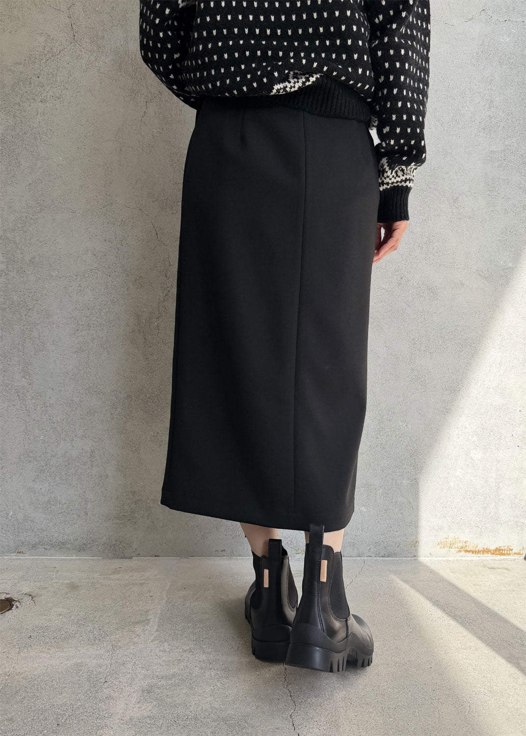 
                  
                    TROPICAL WRAP SKIRT
                  
                