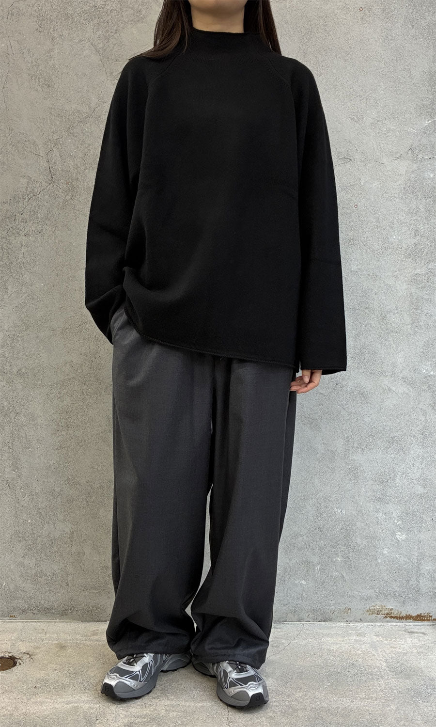 
                  
                    HIGH NECK SWEATER
                  
                