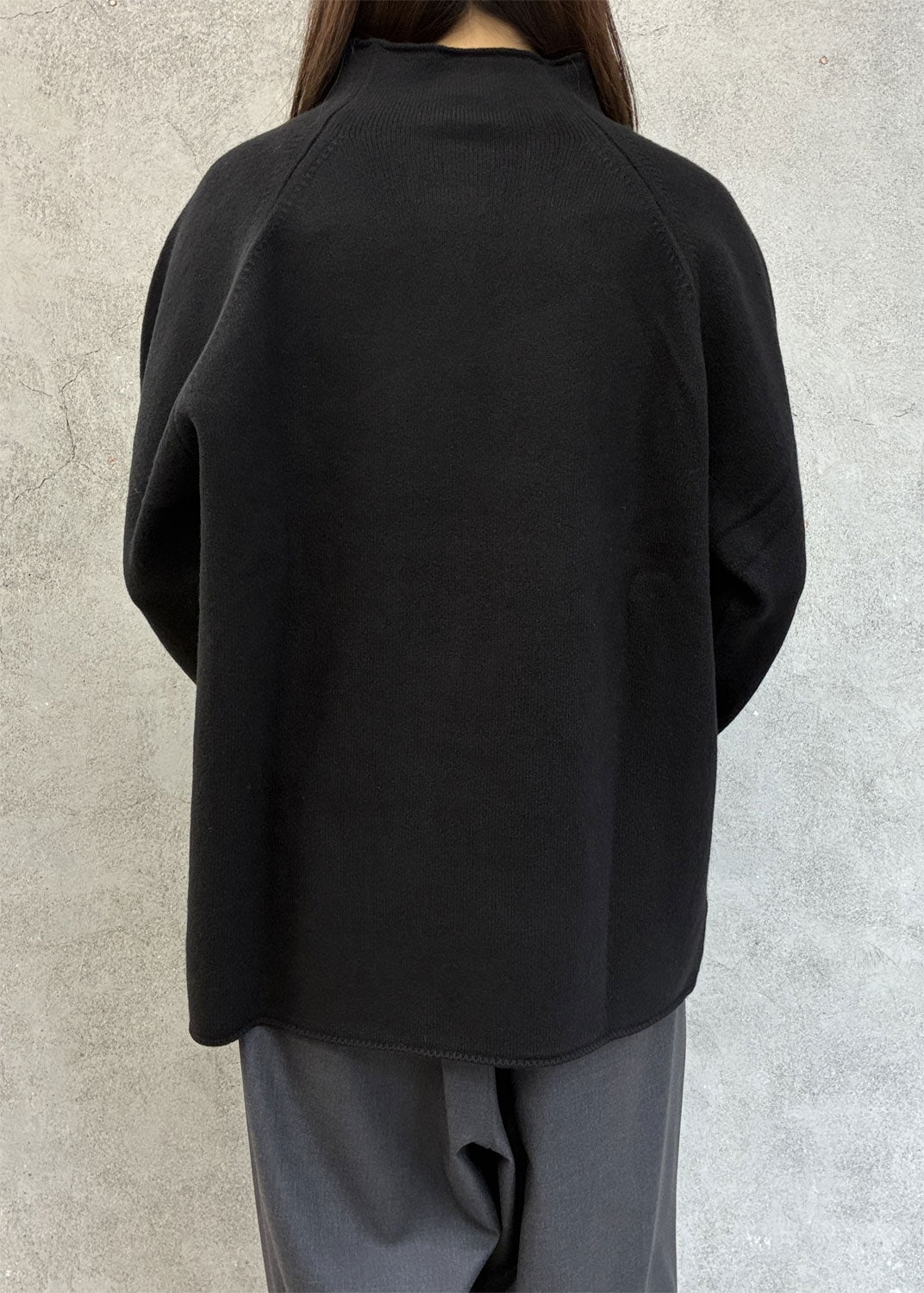 
                  
                    HIGH NECK SWEATER
                  
                