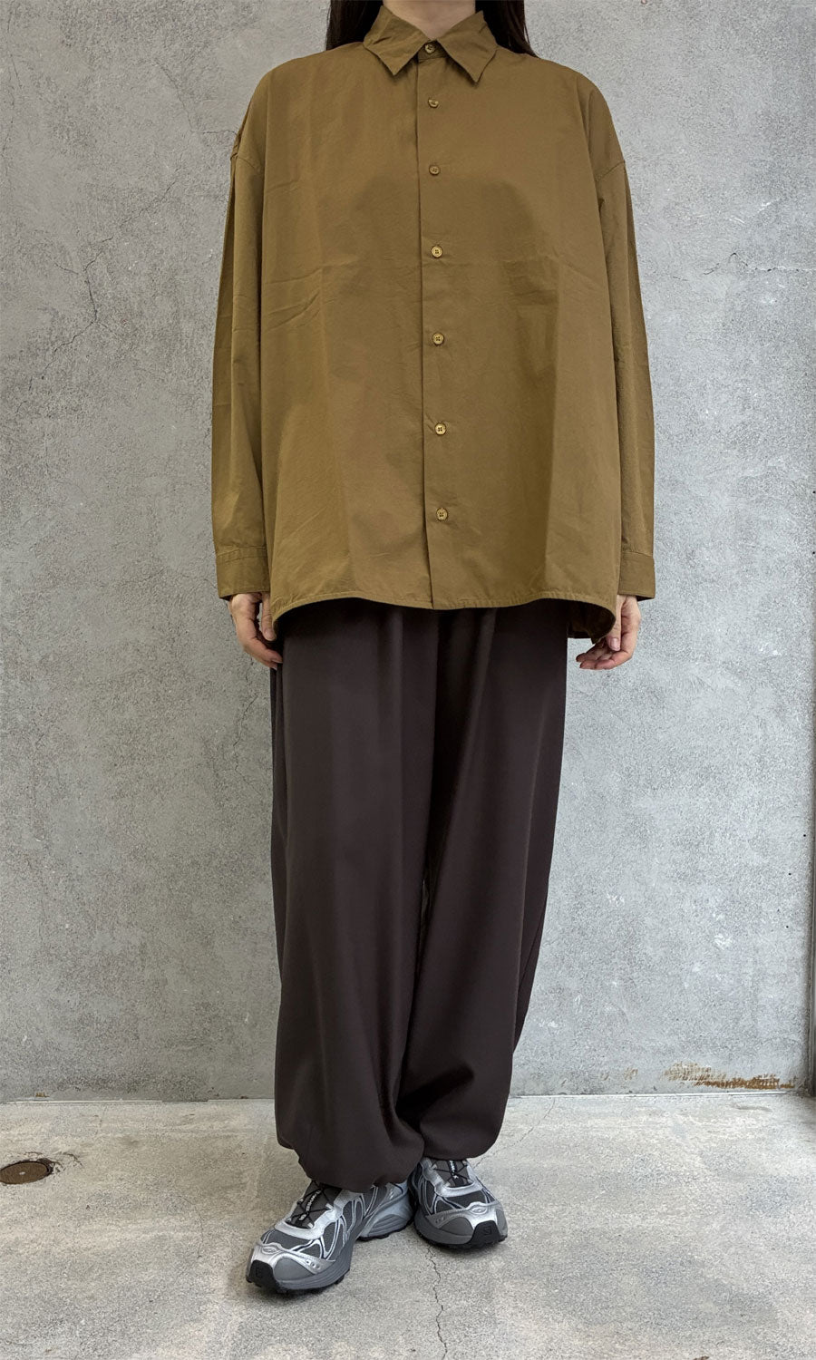 
                  
                    REGULAR COLLAR SHIRTS
                  
                