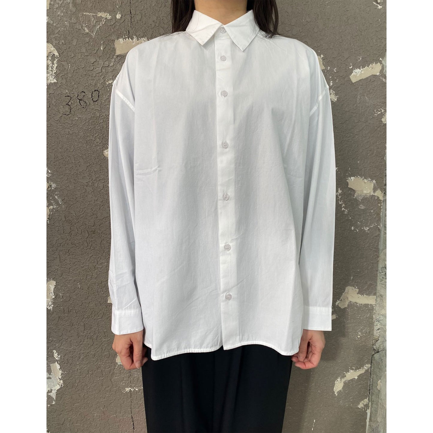 
                  
                    REGULAR COLLAR SHIRTS
                  
                