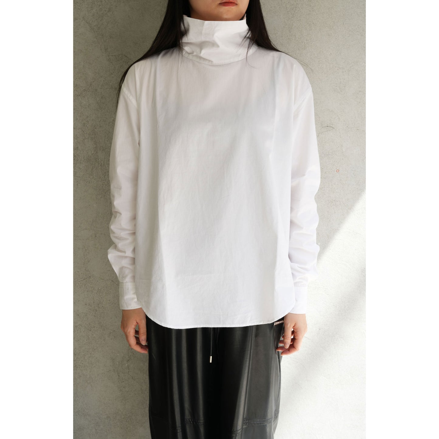 
                  
                    FENCING SHIRTS -BLACK-
                  
                