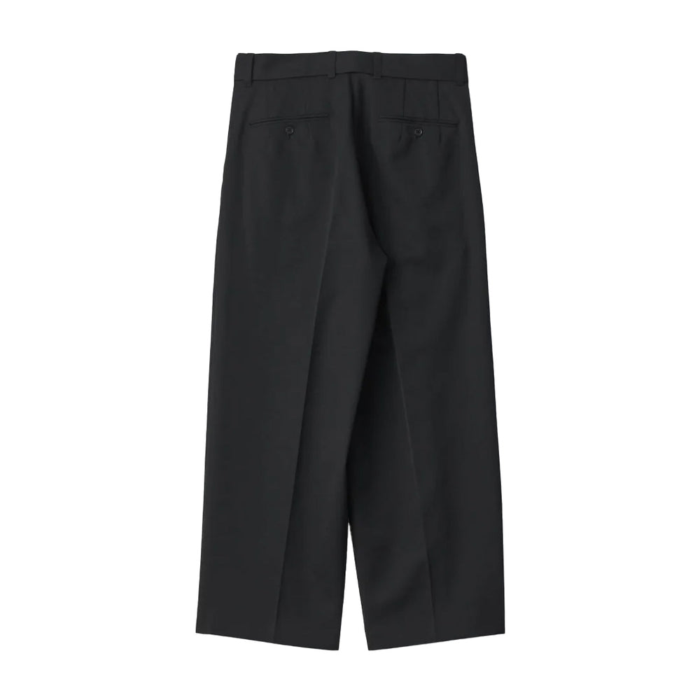 
                  
                    BELTED WIDE STRAIGHT TROUSERS
                  
                