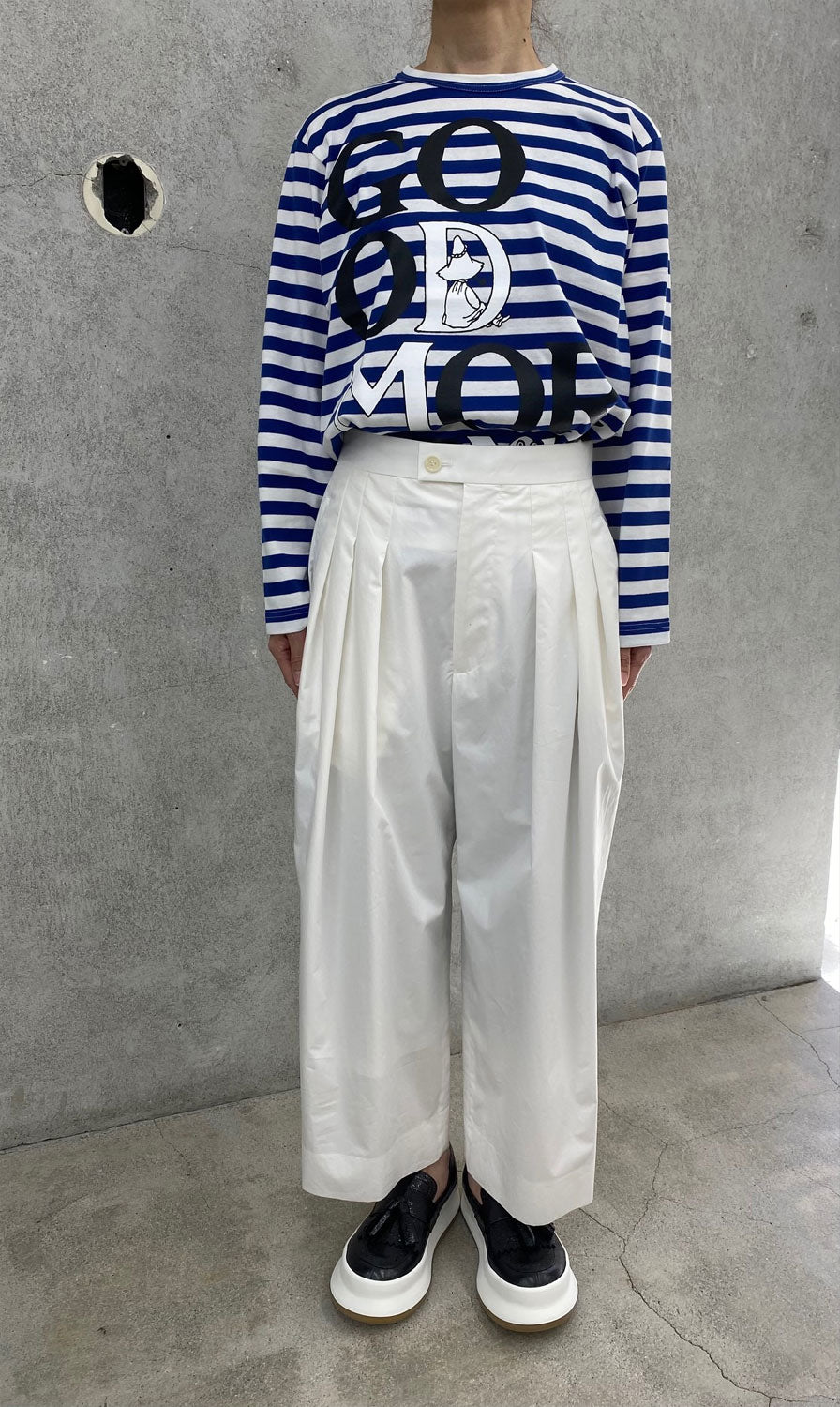 
                  
                    綿クロスタンブラー加工パンツ‐WHITE-
                  
                