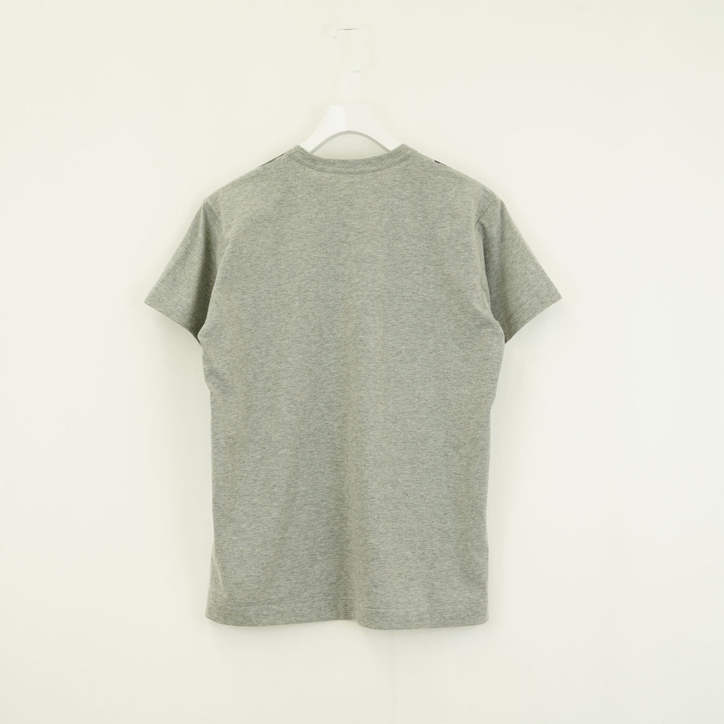 
                  
                    バラプリントTシャツ
                  
                