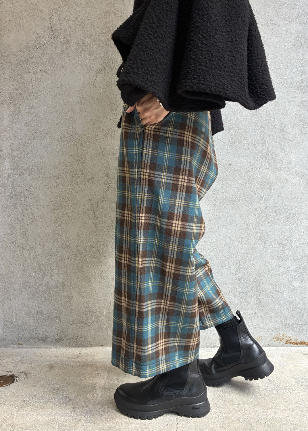 
                  
                    Tartan Wide-leg Easy Pants
                  
                