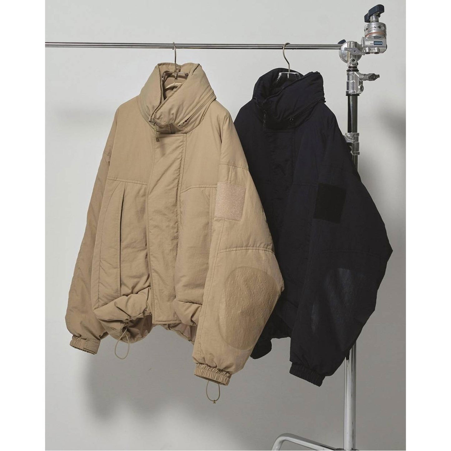 
                  
                    Monster Down Jacket-OLIVE-
                  
                