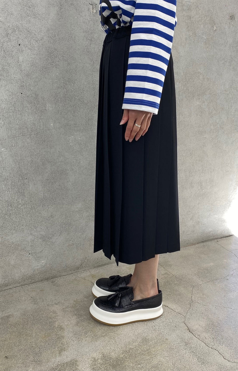 
                  
                    プリーツスカート-BLACK-
                  
                