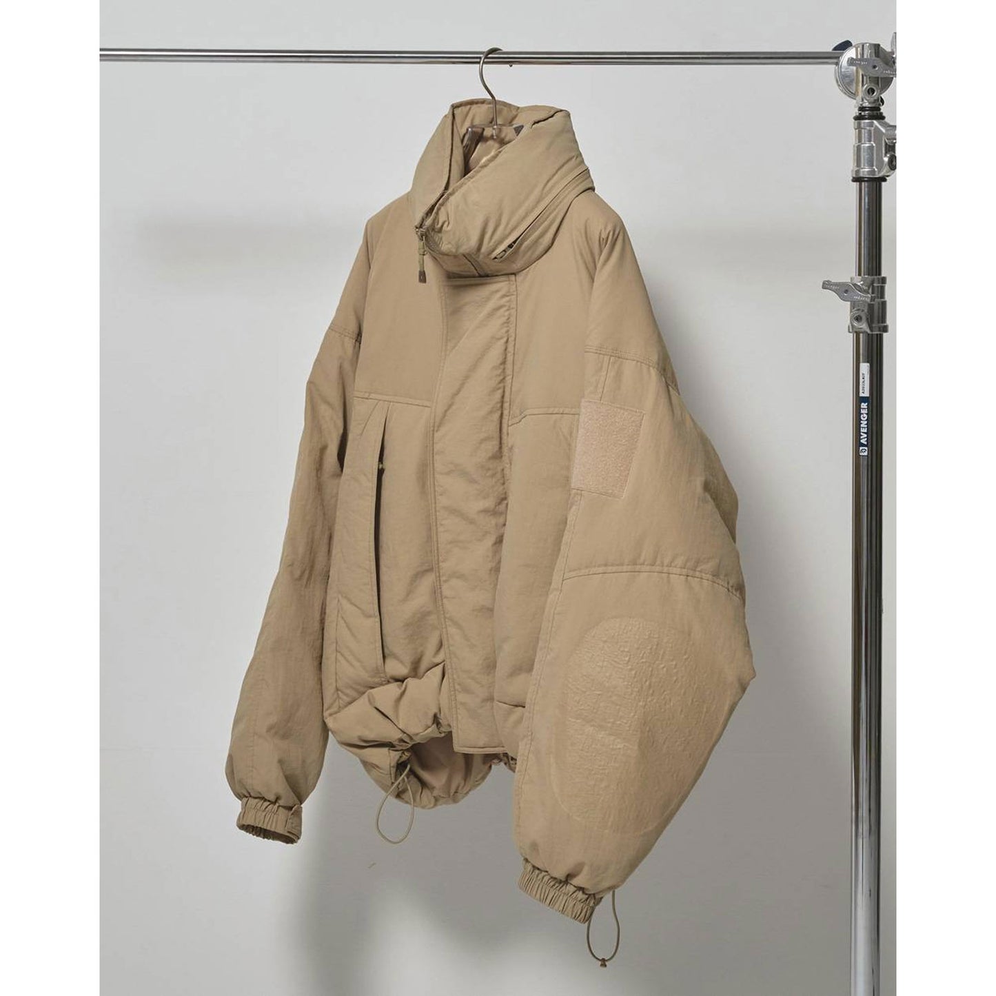 
                  
                    Monster Down Jacket-OLIVE-
                  
                