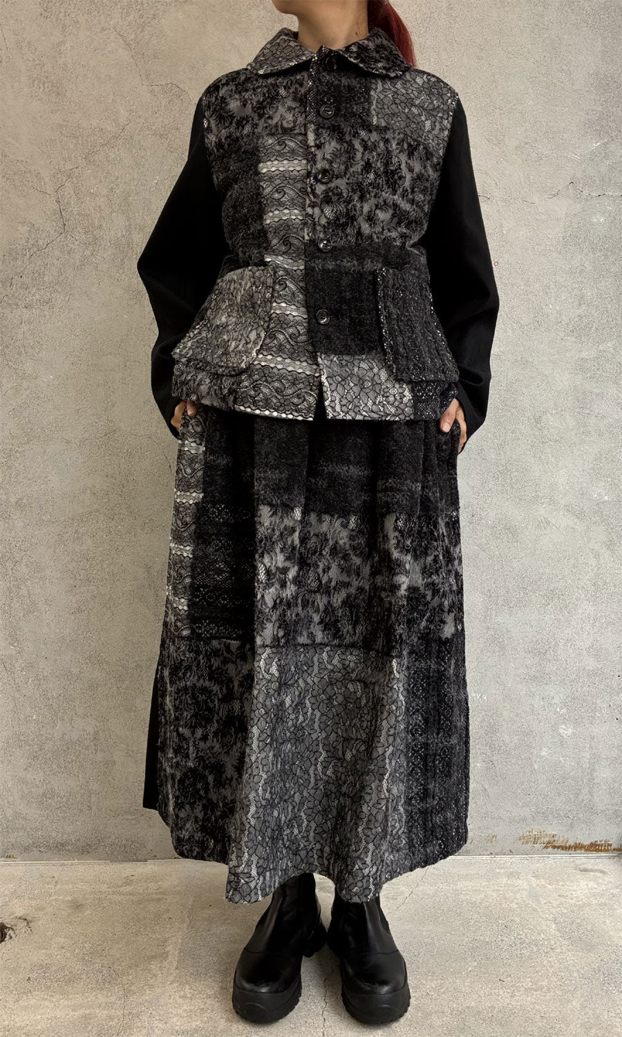 
                  
                    needlelace×wool gathered skirt
                  
                