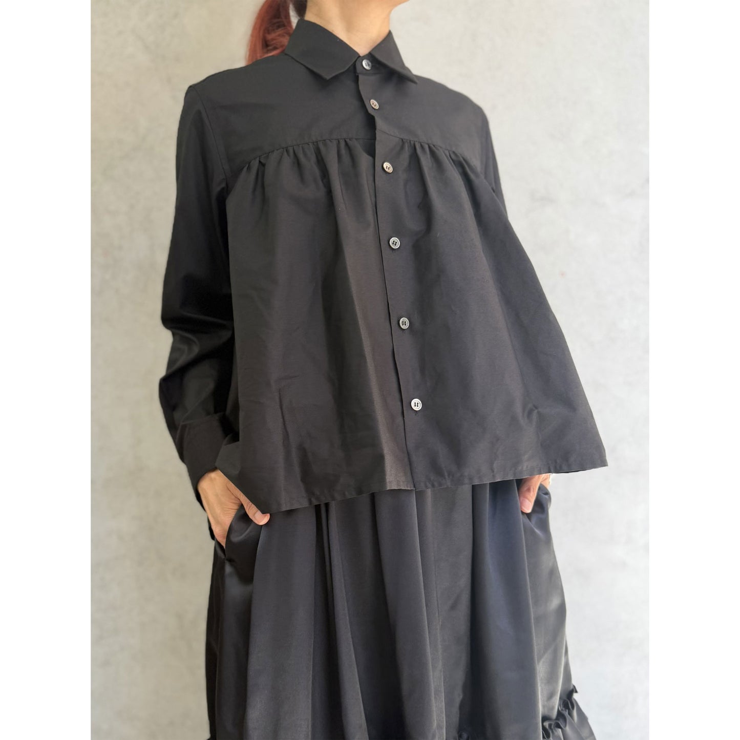 
                  
                    broadcloth gathered shirt
                  
                