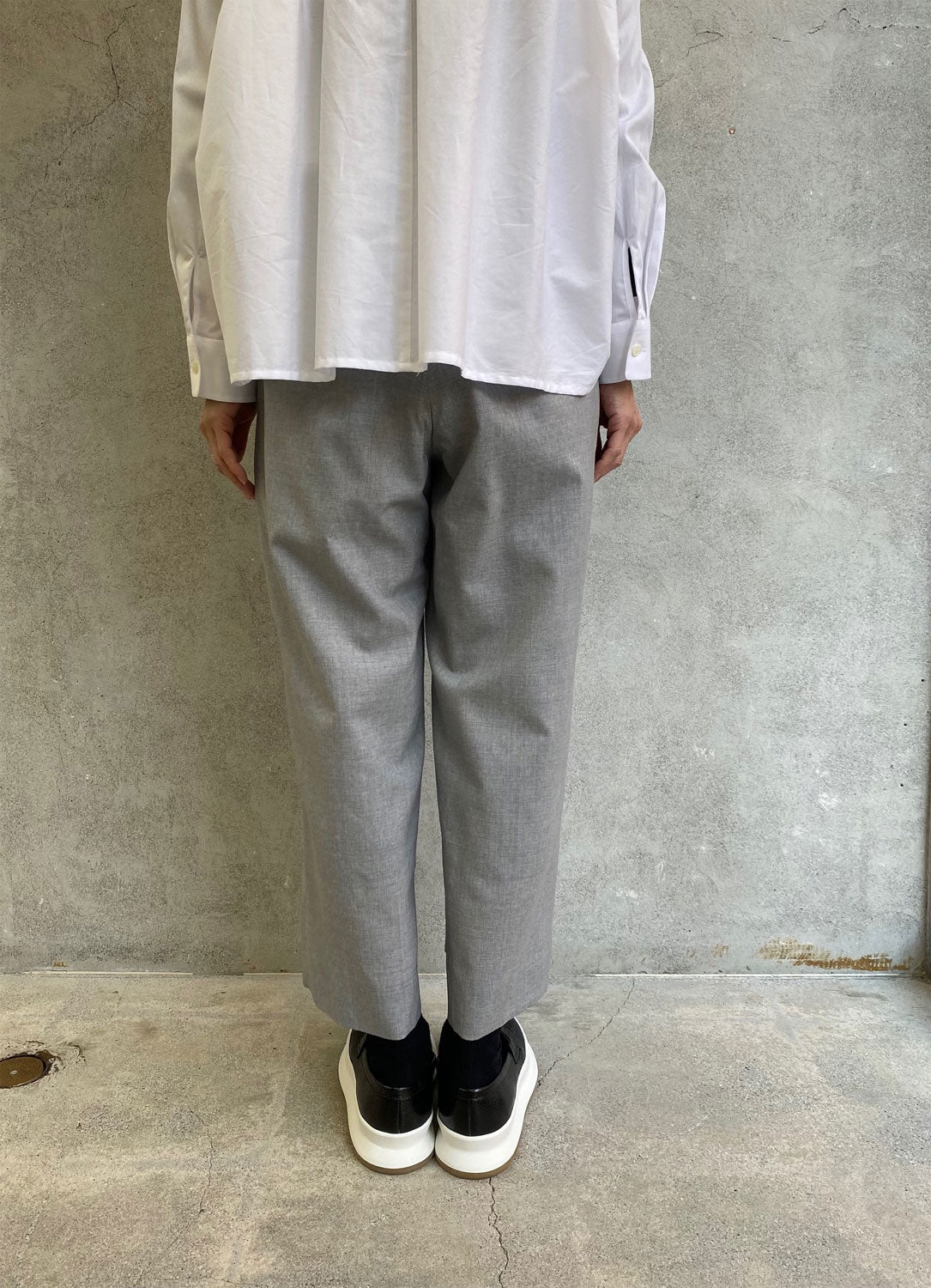 
                  
                    ウールトロタックワイドパンツ-BLACK-
                  
                