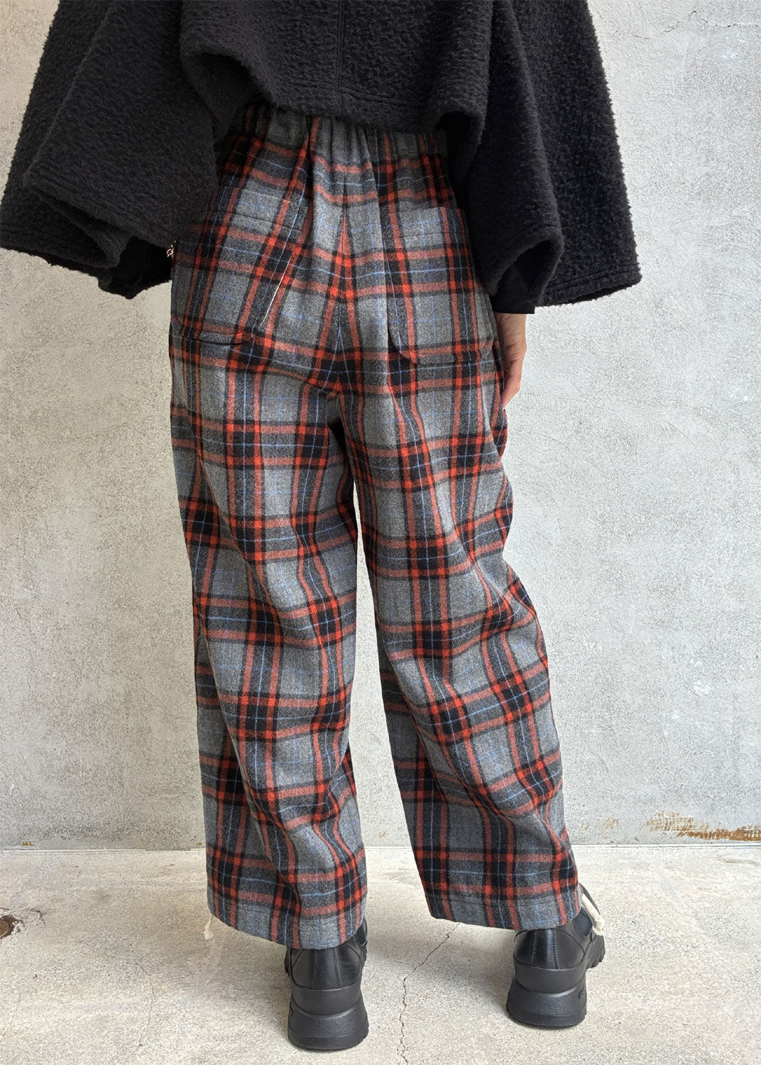 
                  
                    Tartan Easy Pants
                  
                
