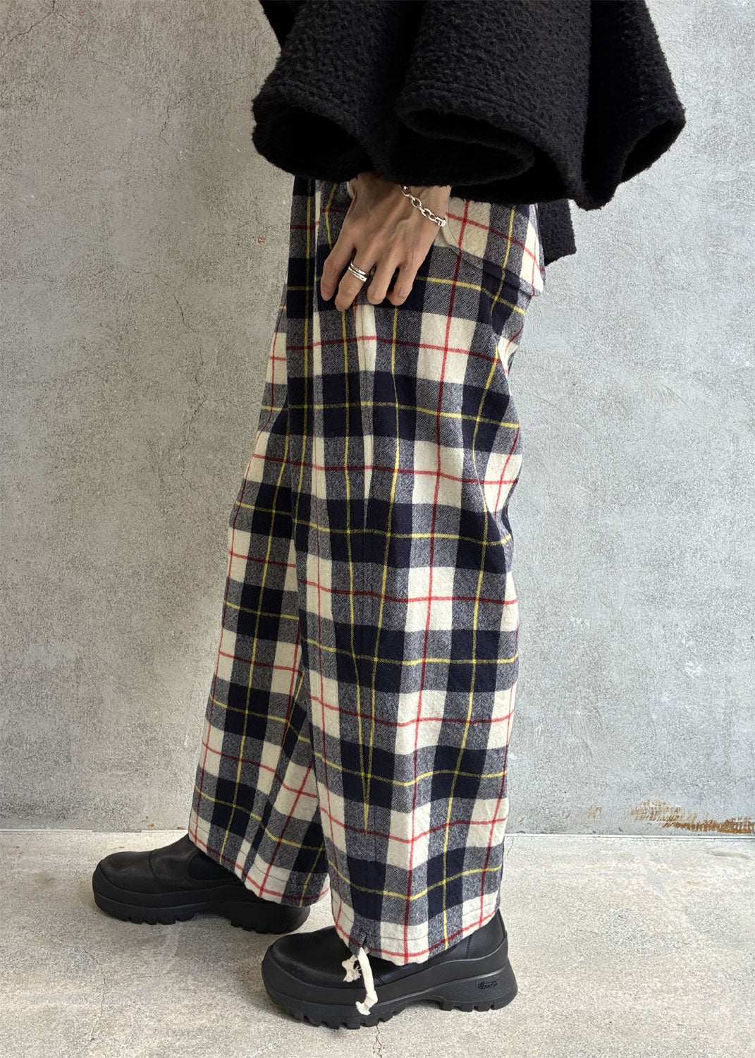 
                  
                    Tartan Easy Pants
                  
                
