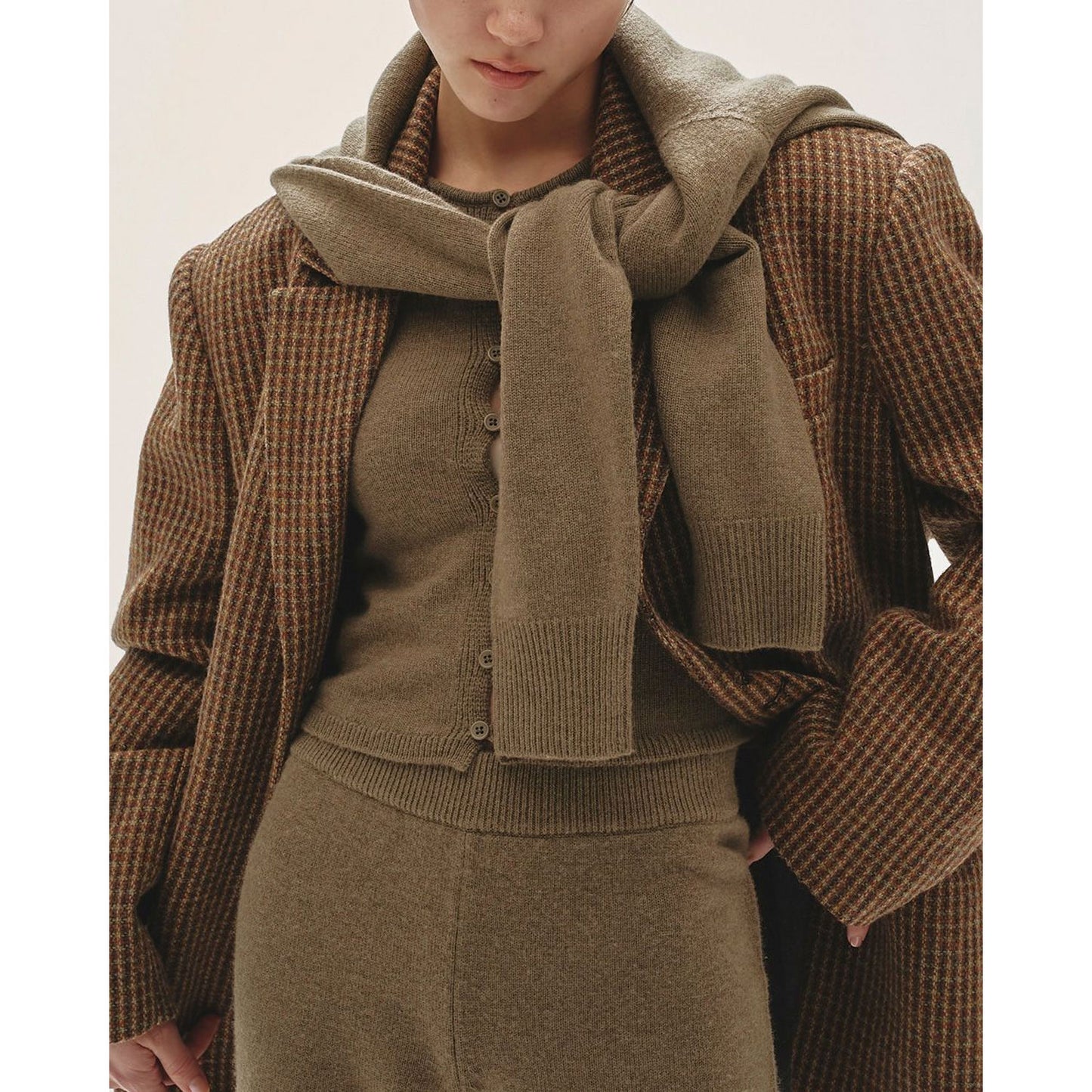 
                  
                    Cashmere Seamless Knit‐olive-
                  
                