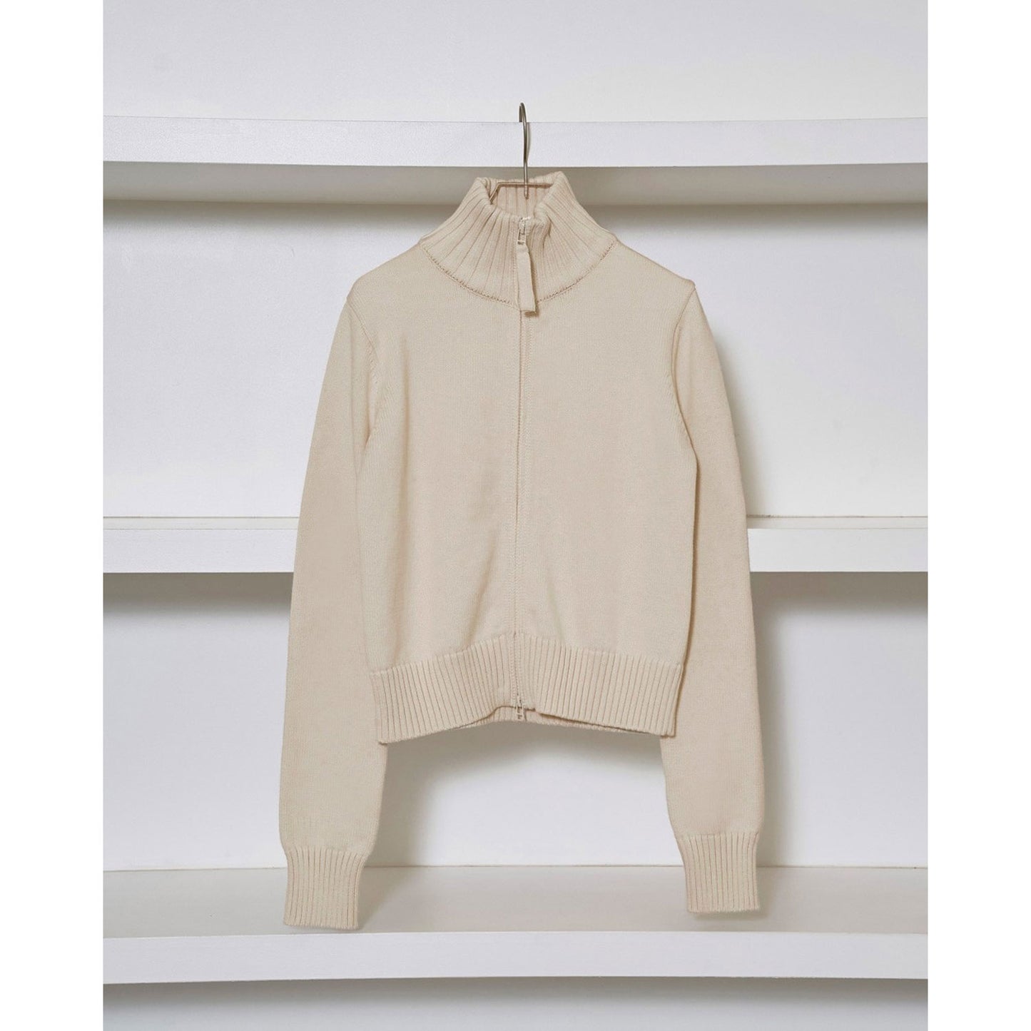 
                  
                    Compact Zip Knit-ivory-
                  
                