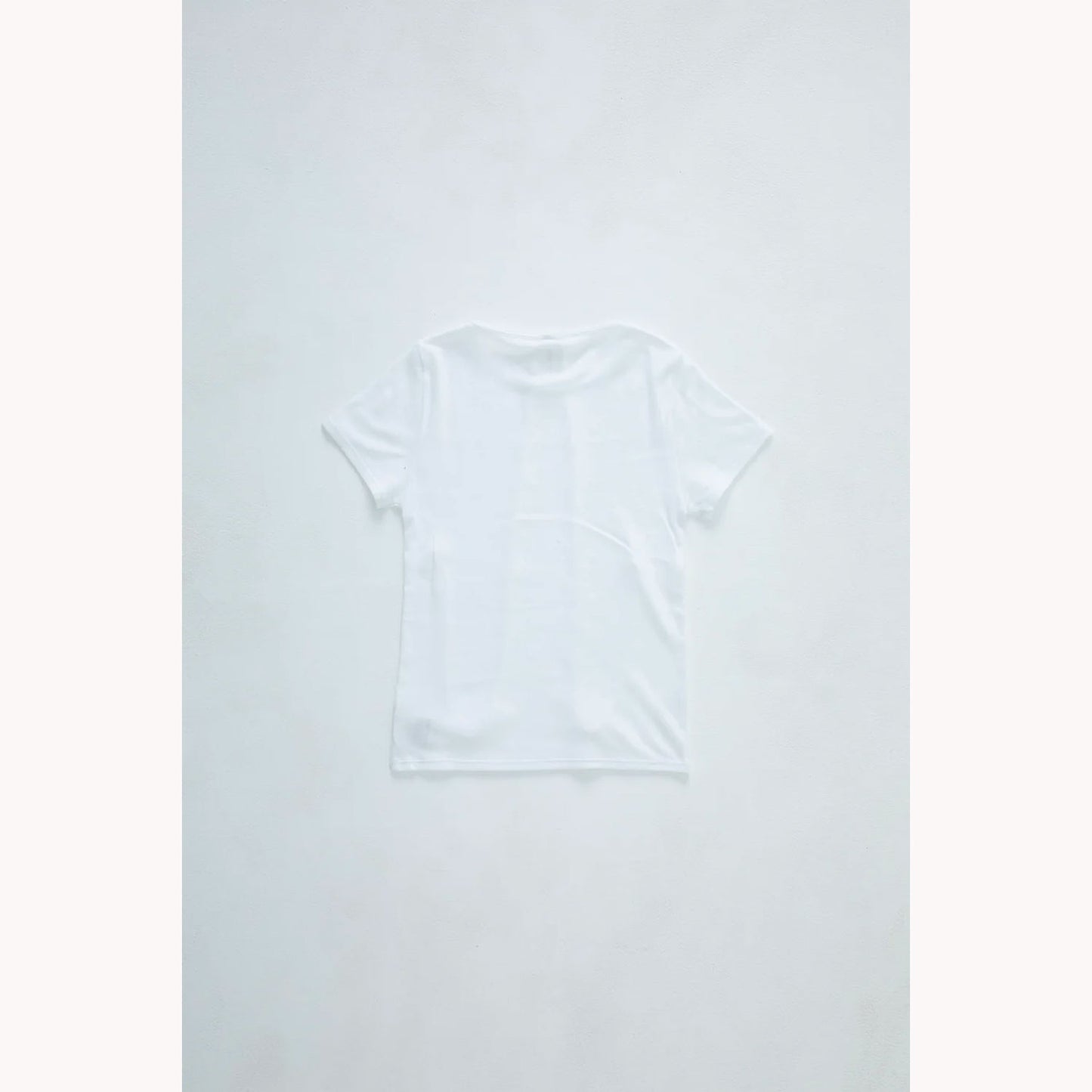 
                  
                    Choker T-shirt
                  
                