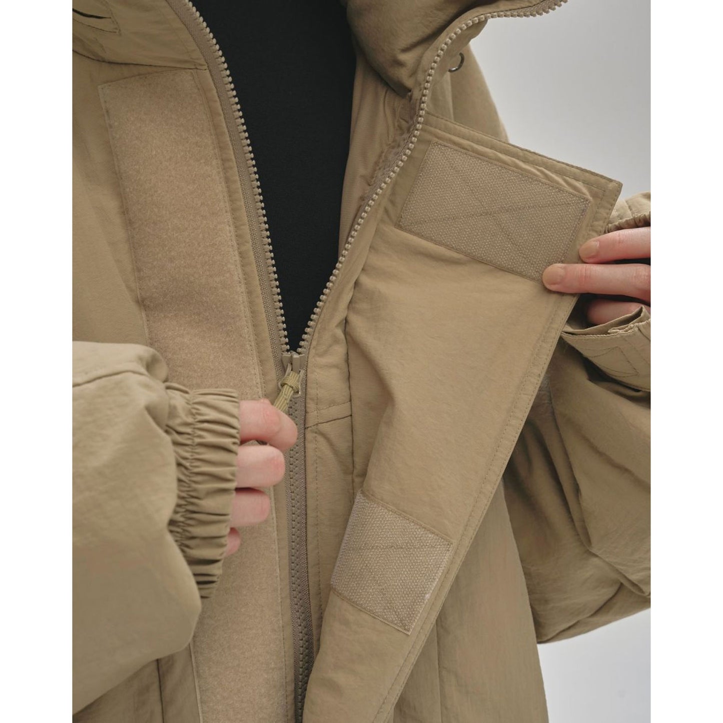 
                  
                    Monster Down Coat-OLIVE-
                  
                