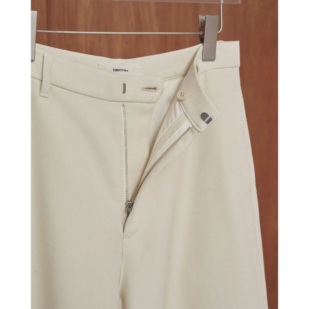 
                  
                    Wide Cocoon Trousers-ECRU-
                  
                