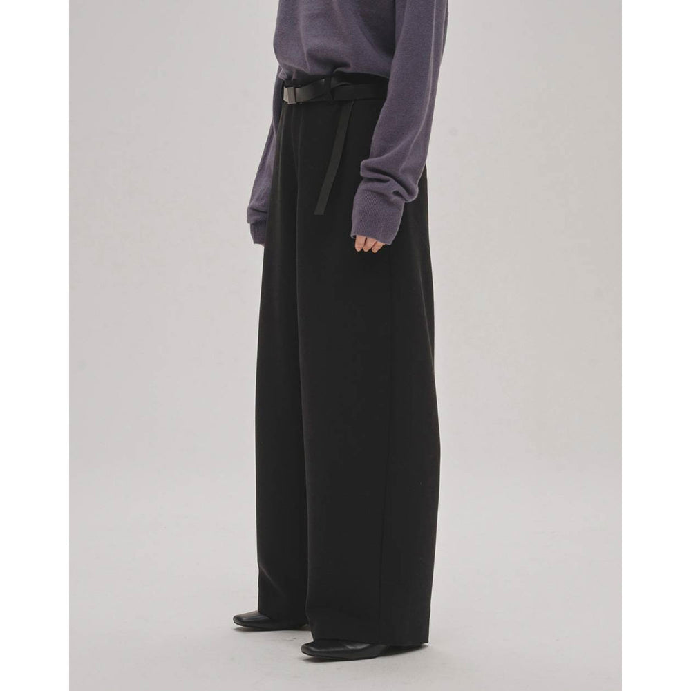 
                  
                    Wide Cocoon Trousers-ECRU-
                  
                