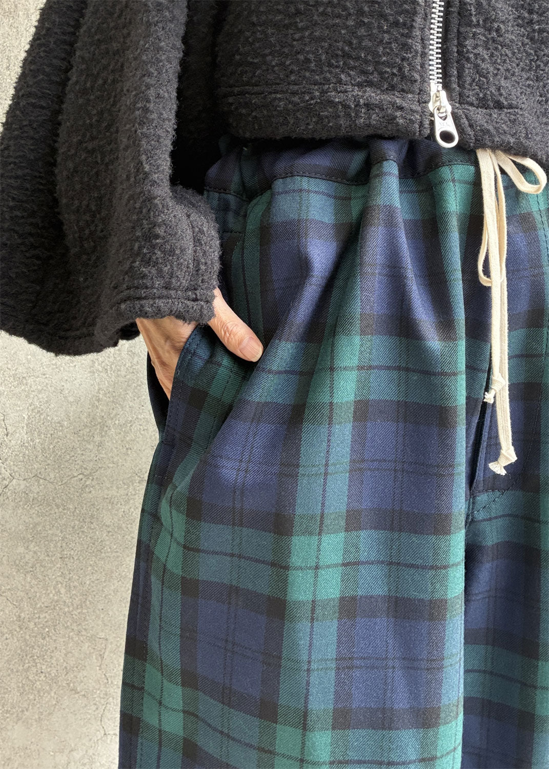 
                  
                    Tartan Wide-leg Easy Pants
                  
                