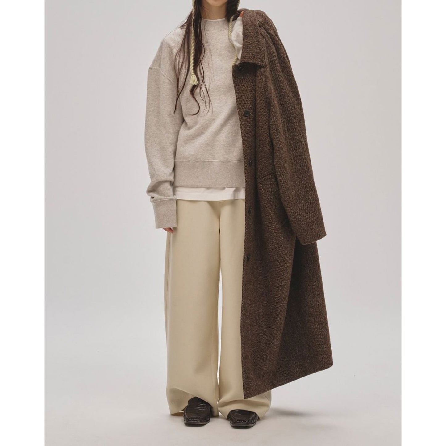 
                  
                    Wide Cocoon Trousers-ECRU-
                  
                