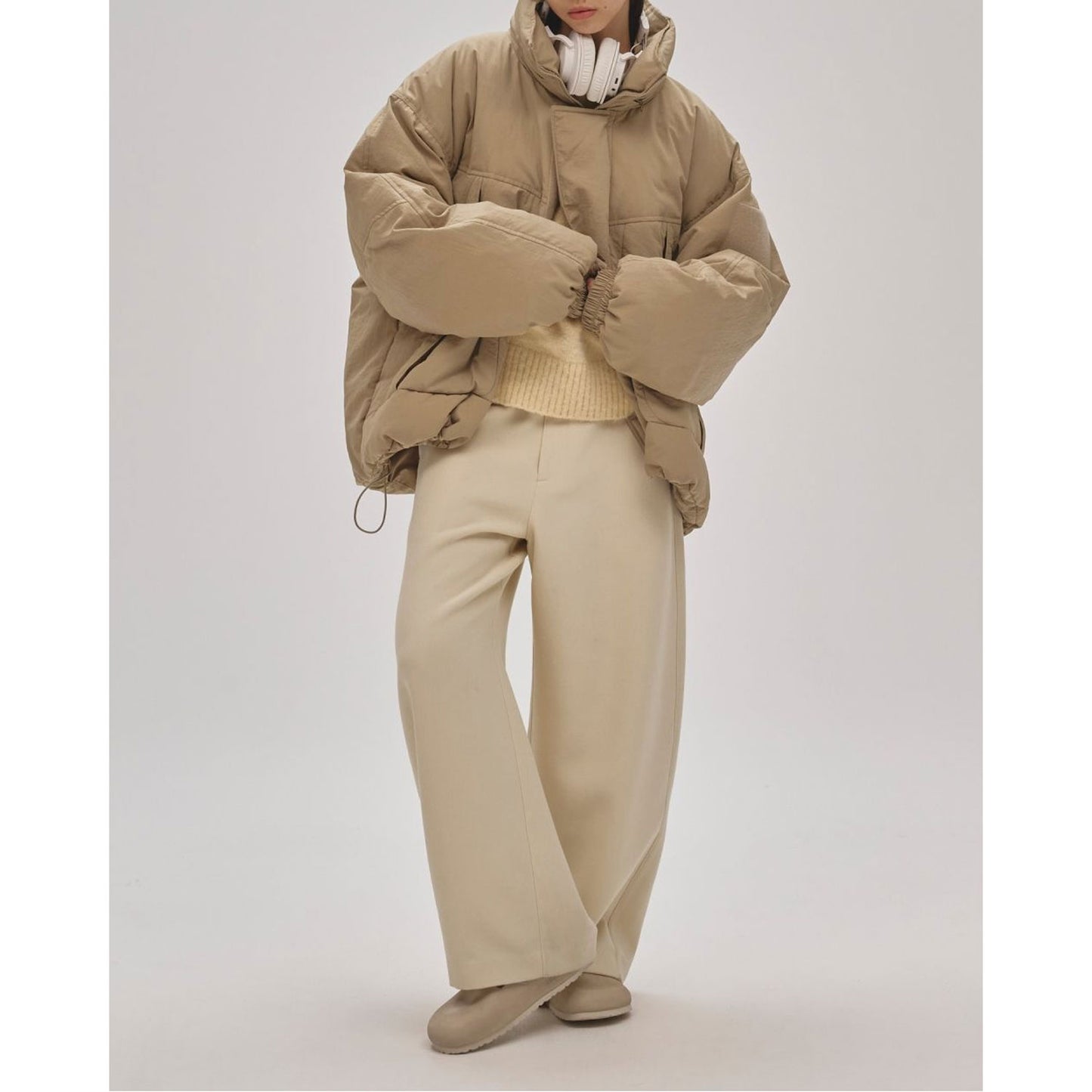 
                  
                    Wide Cocoon Trousers-ECRU-
                  
                