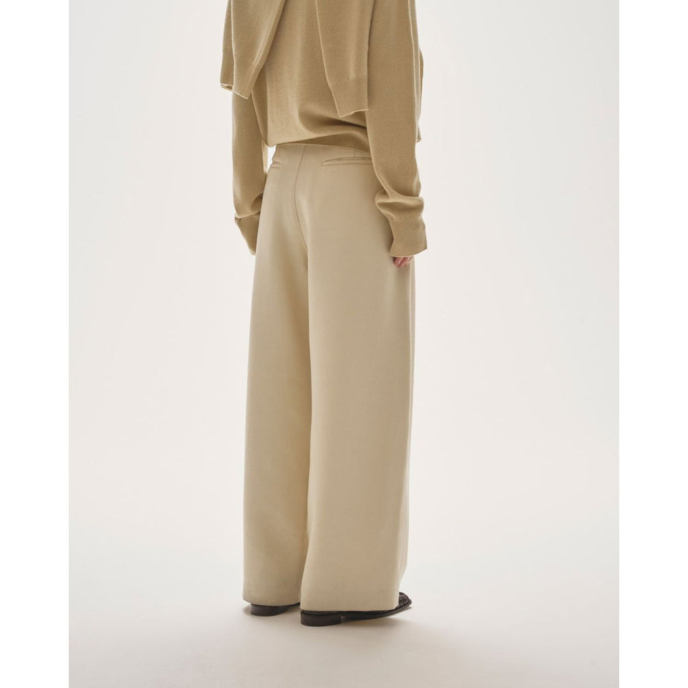 
                  
                    Wide Cocoon Trousers-ECRU-
                  
                
