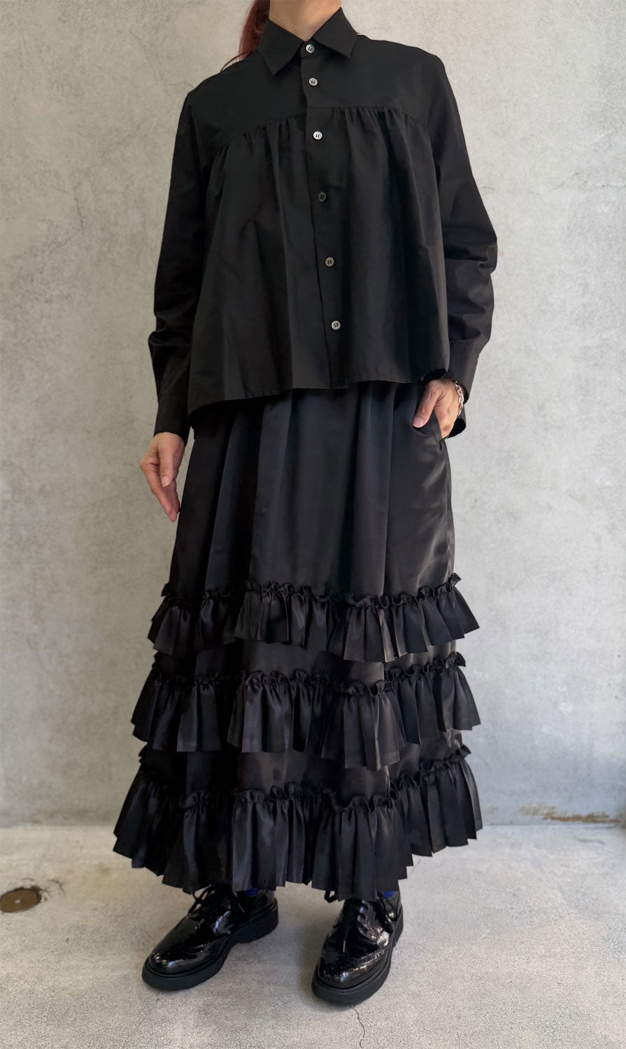 
                  
                    broadcloth gathered shirt
                  
                