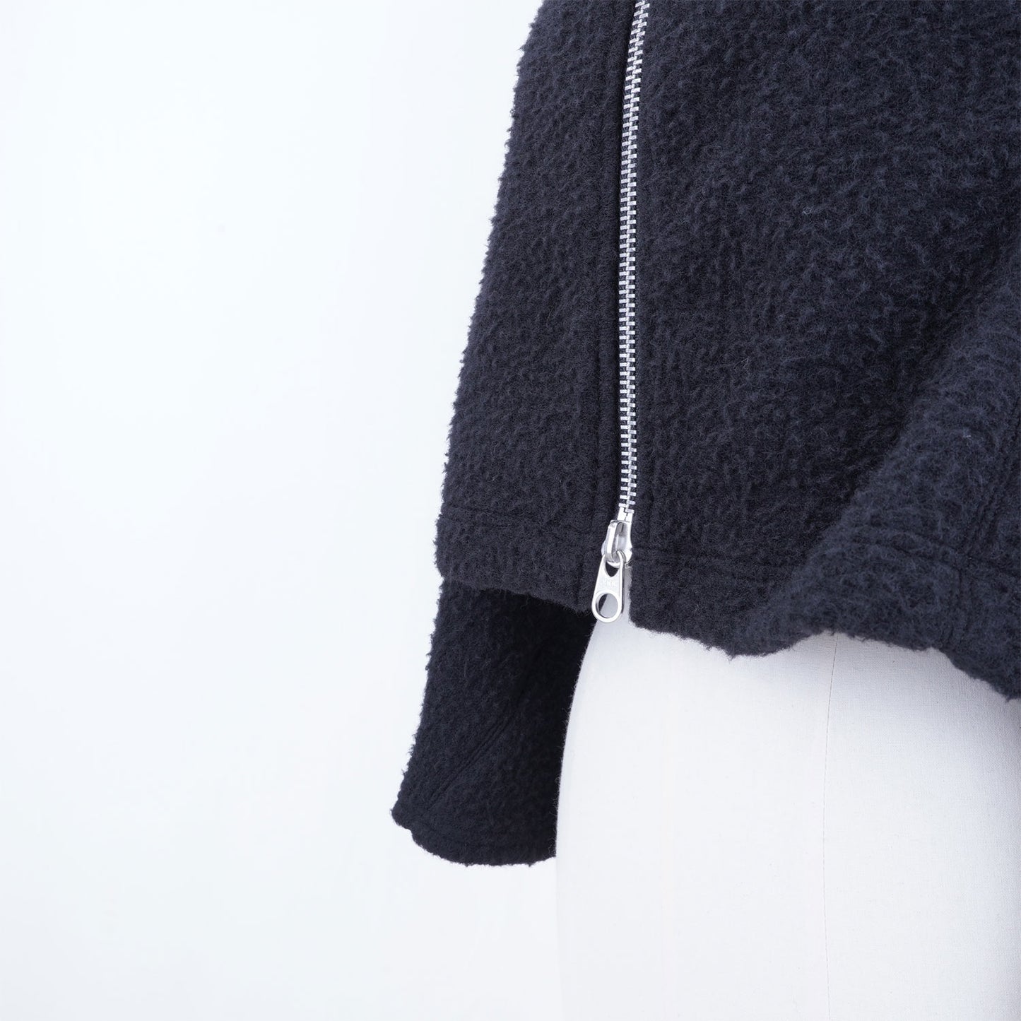 
                  
                    Fleece Flared-sleeve Short Jacket
                  
                