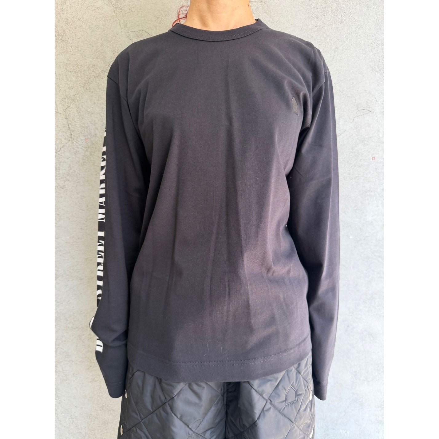 
                  
                    UNISEX PRINT ON SLEEVE LONGSLEEVE TEE
                  
                