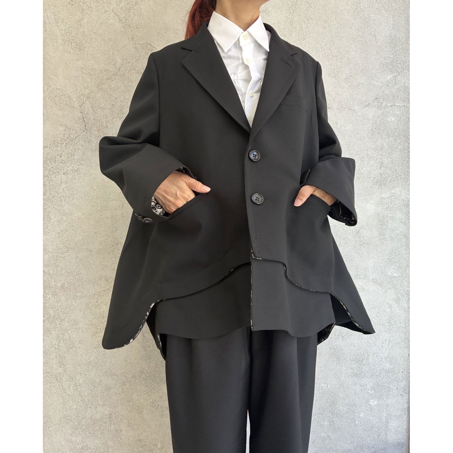 
                  
                    A-line oversized jacket
                  
                