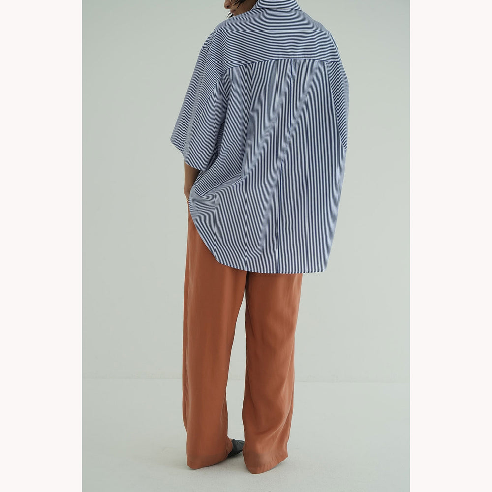 
                  
                    HALF SLEEVE HUGE SHIRTS -STRIPE-
                  
                