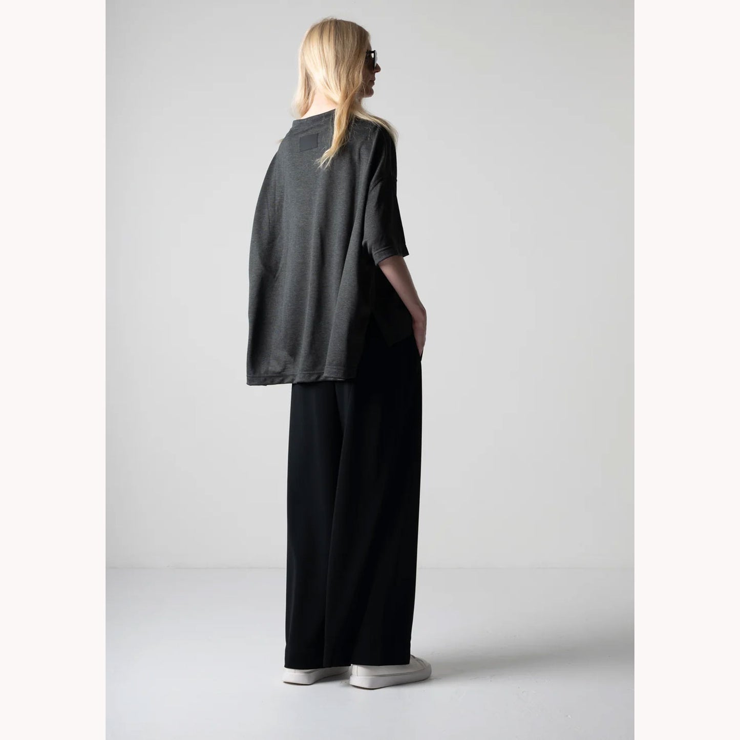 
                  
                    DELTA T-SHIRT -BLACK-
                  
                