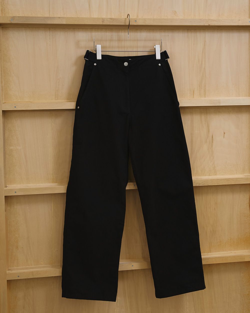 Boyfriend Cotton Pants-BLACK- – OBLIGE