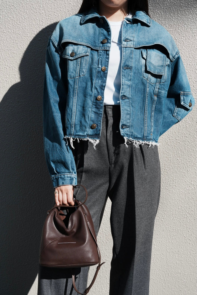 
                  
                    "Japanese" crossbody bag -DARK HONEY-
                  
                