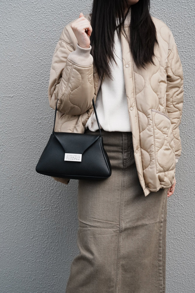 
                  
                    Numbering Pochette-BLACK-
                  
                