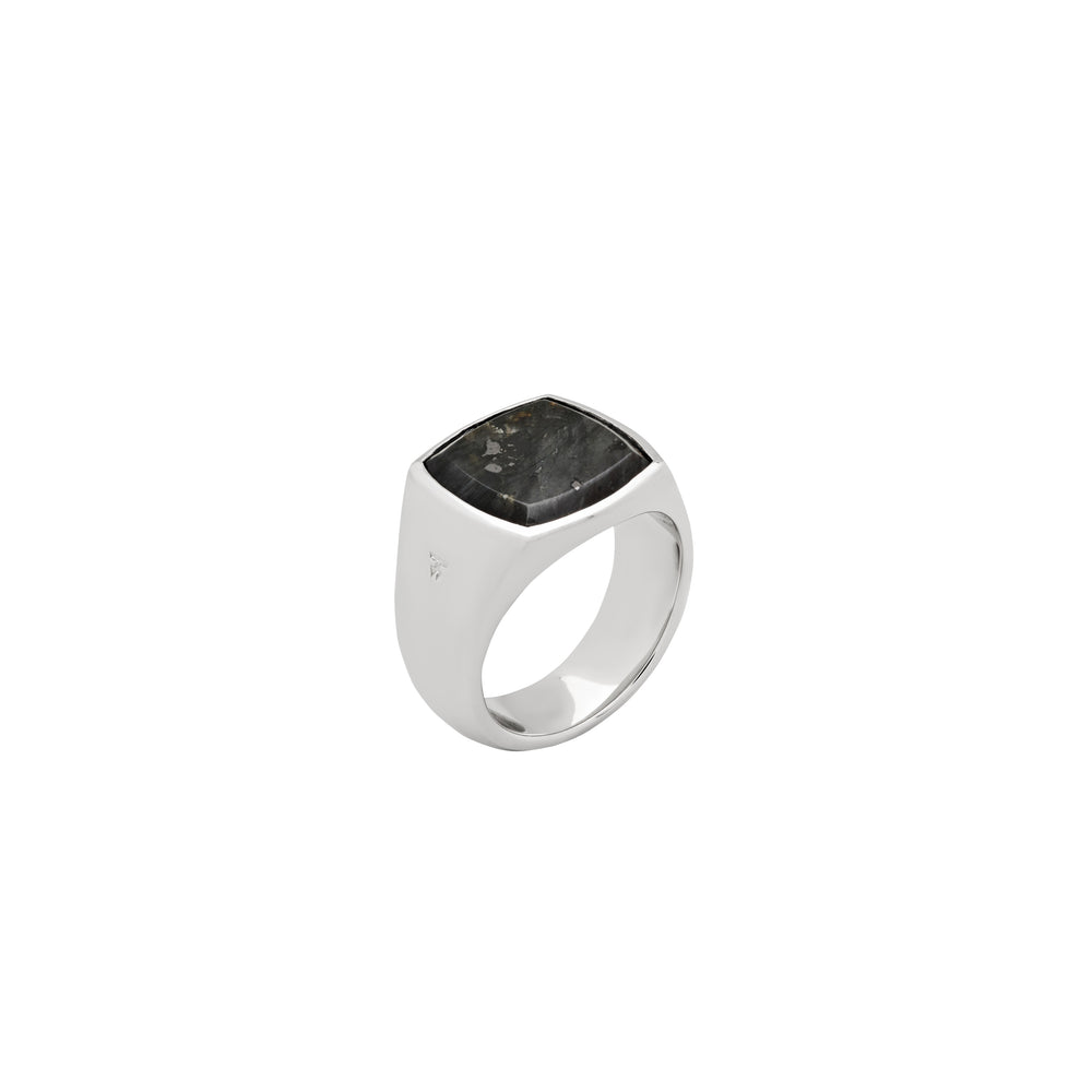 KAY RING BLACK LARVIKITE – OBLIGE