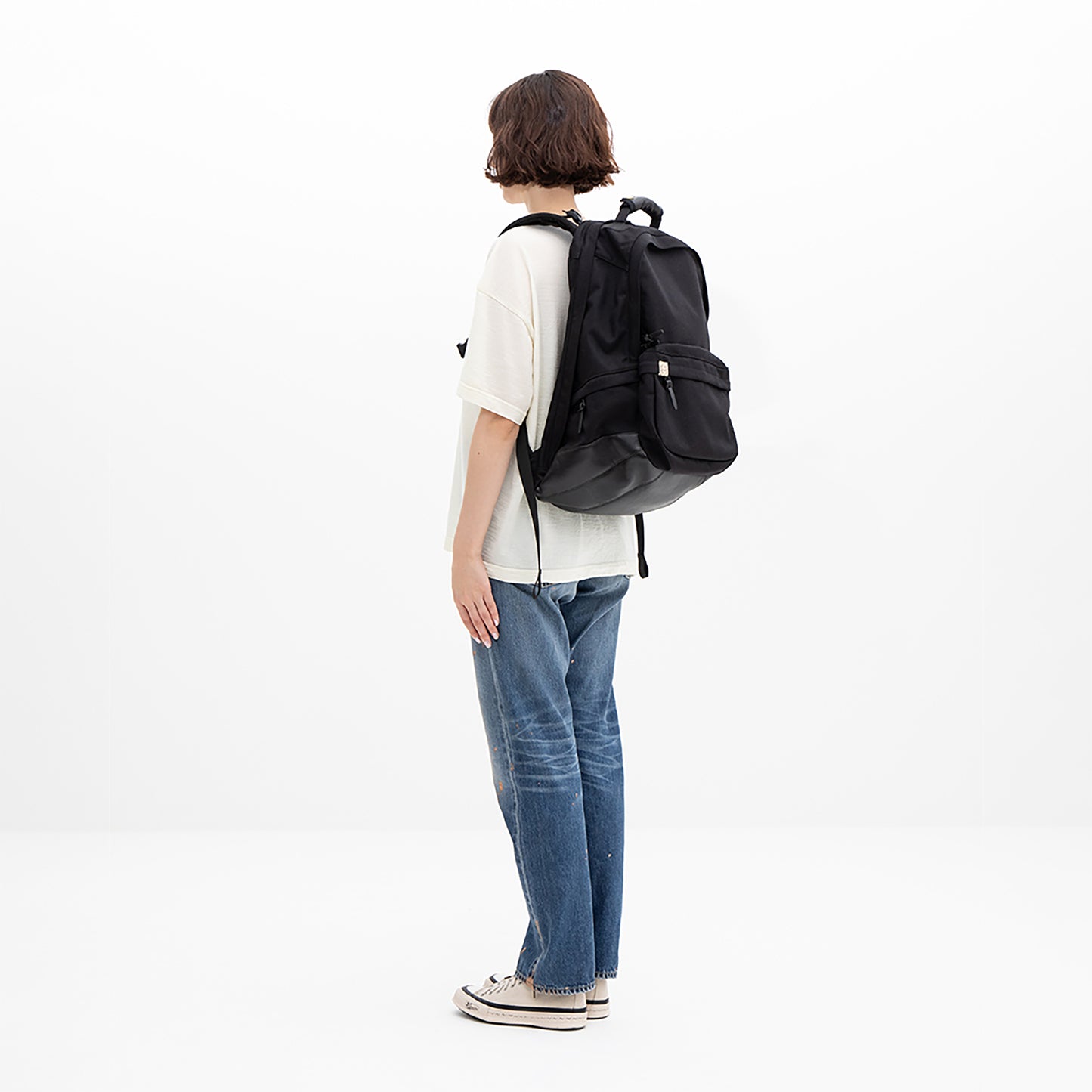 
                  
                    CORDURA 22L
                  
                