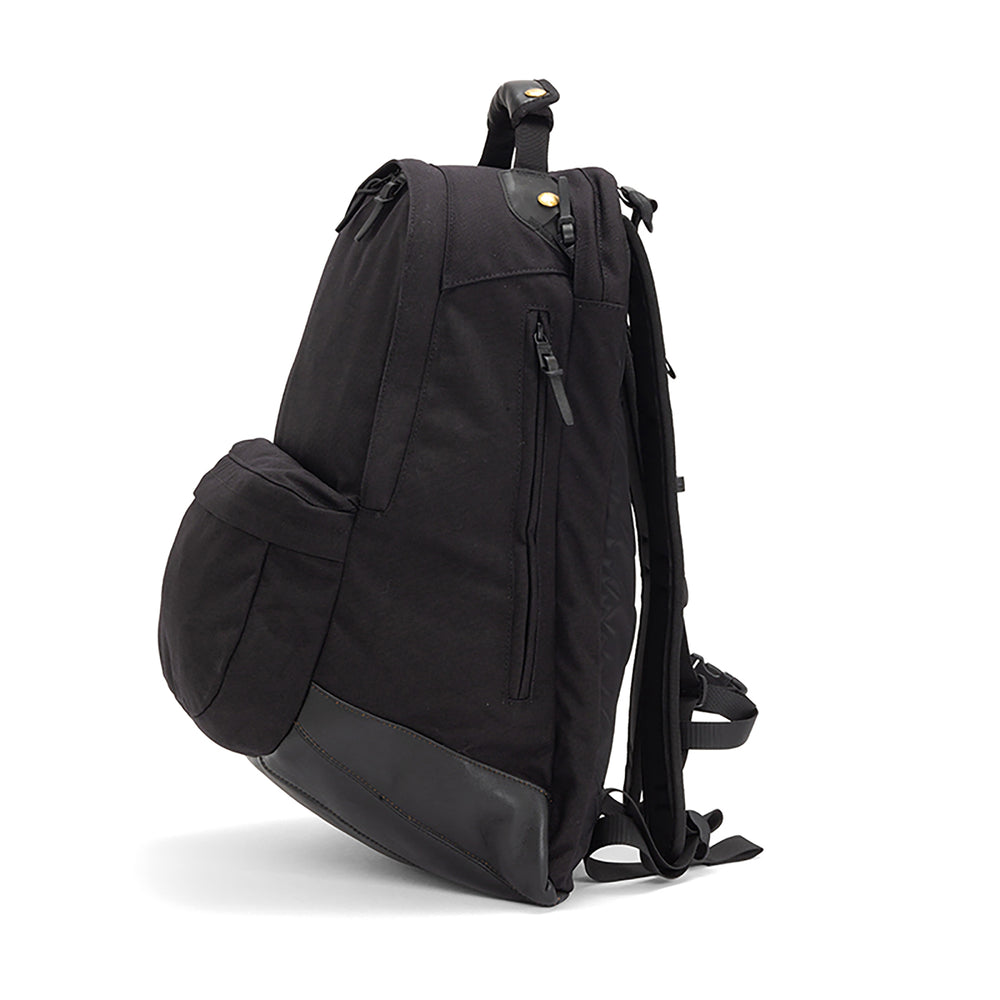 
                  
                    CORDURA 22L
                  
                