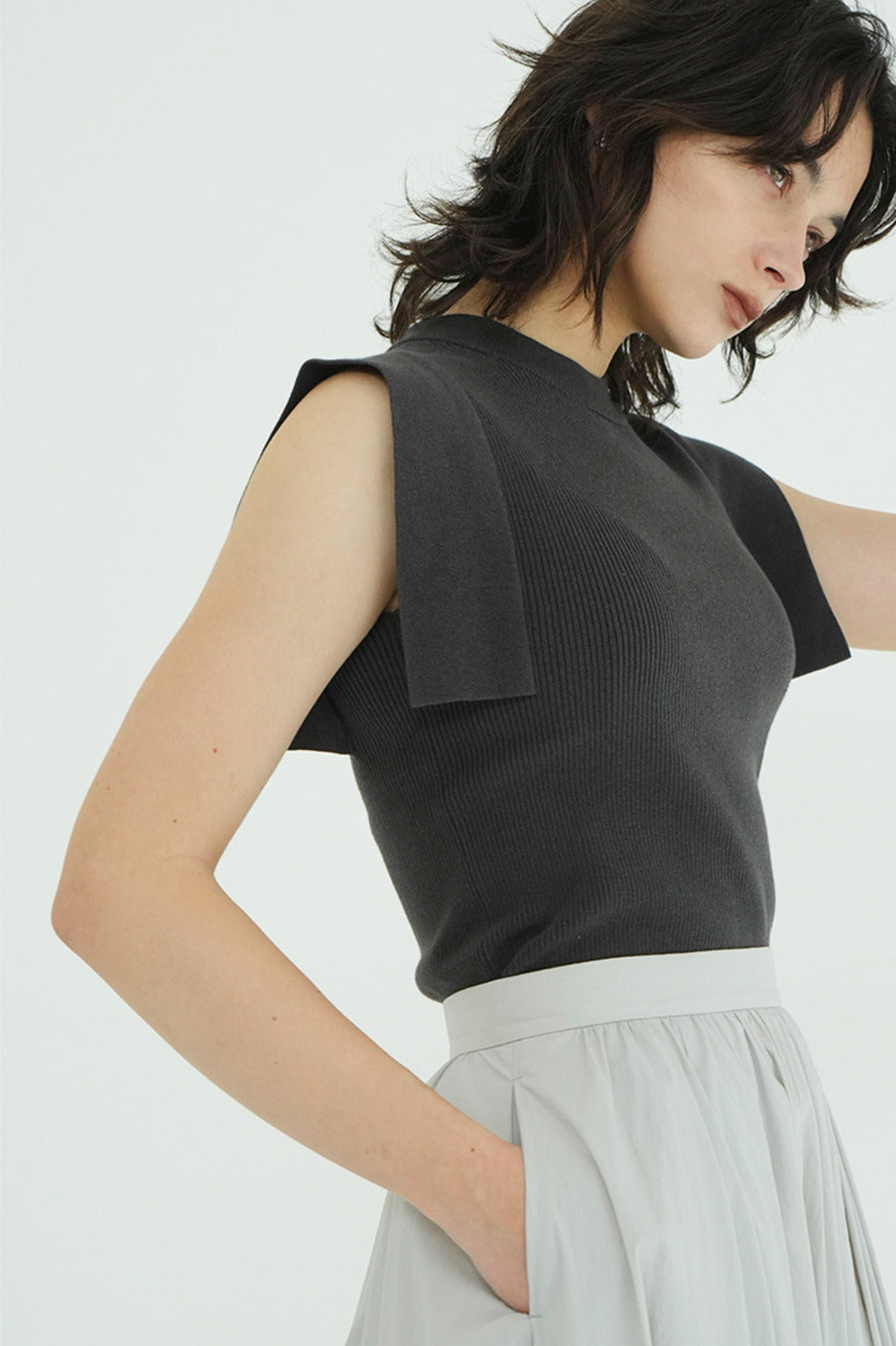 
                  
                    SQUARE SLEEVE KNIT TOPS-CHARCOAL GRAY-
                  
                