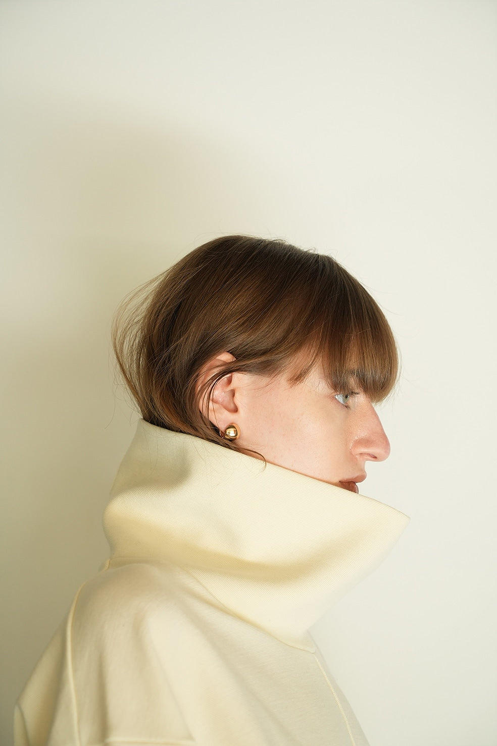 
                  
                    STAND NECK WIDE TOPS
                  
                