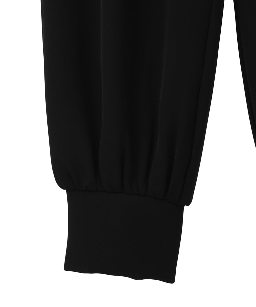 
                  
                    JOGGER PANTS
                  
                