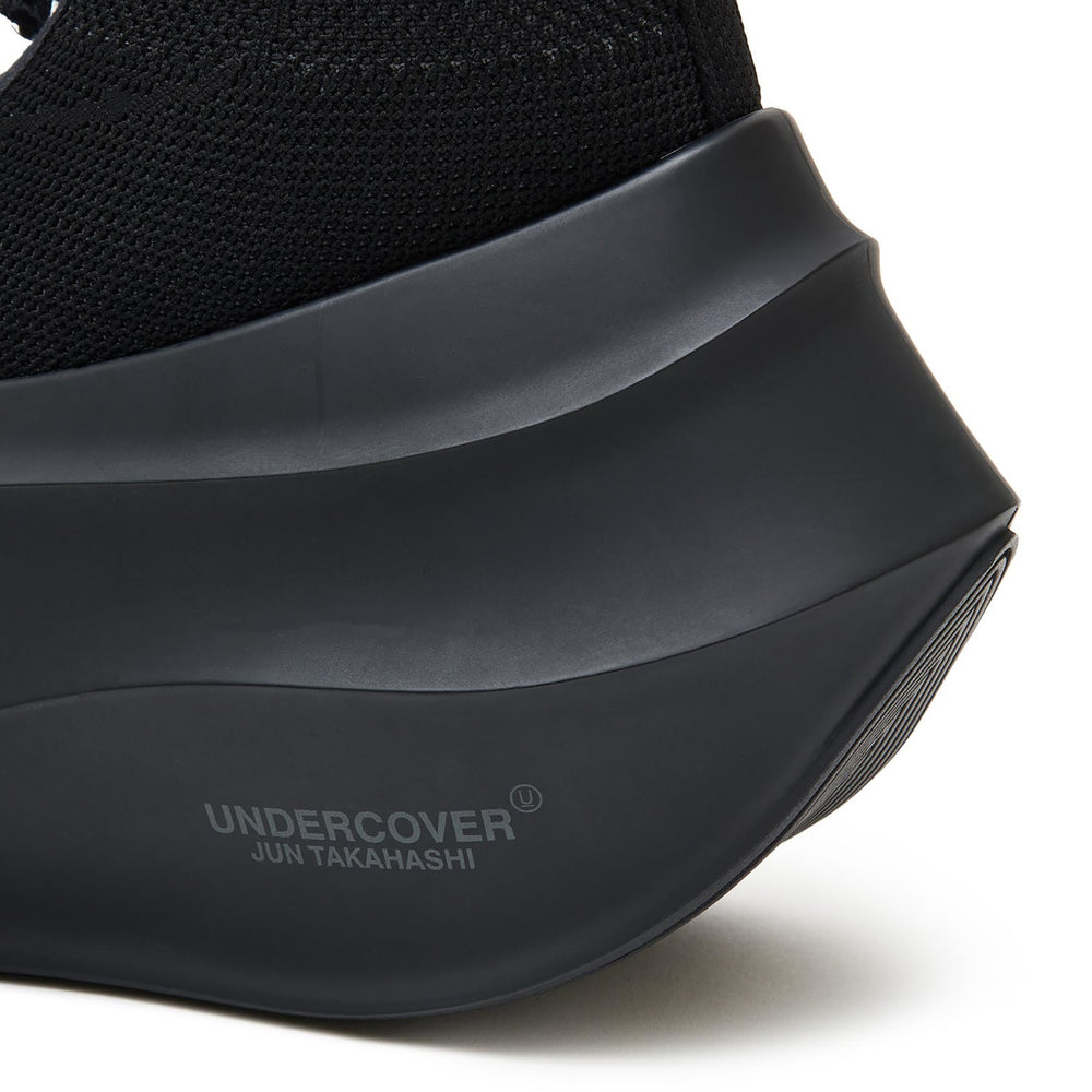 
                  
                    UC2E4F01
                  
                