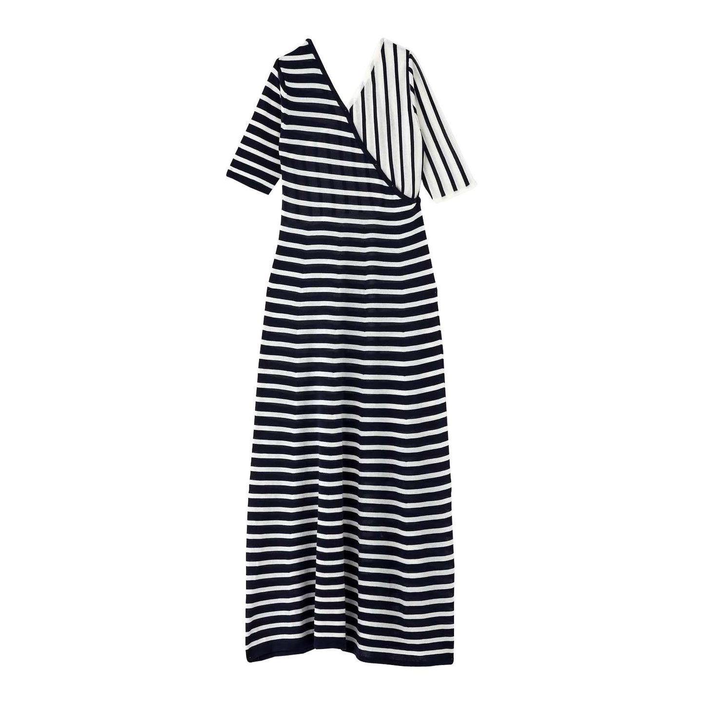 
                  
                    BORDER DRESS WITH STRAIPED TOPS -IVORY×NAVY
                  
                