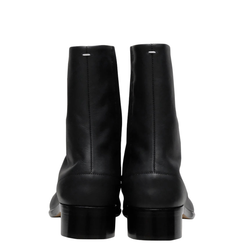 
                  
                    TABI ANKLE BOOTS 30MM
                  
                