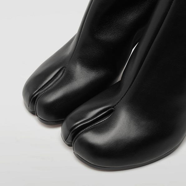 
                  
                    足袋 (タビ) ブーツ -BLACK
                  
                